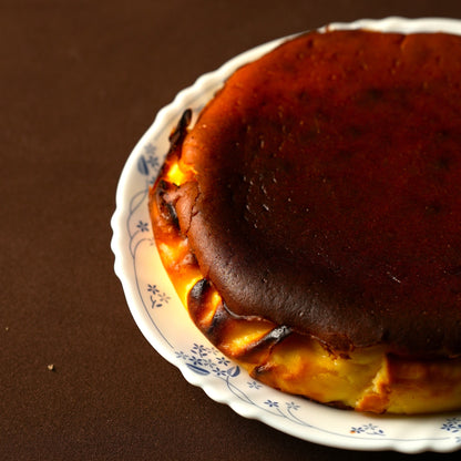 Burnt Basque Cheesecake (With Egg)